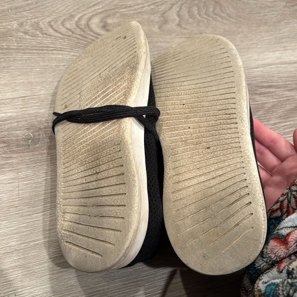 Allbirds Black Tree Skipper Sneakers - Picture 3 of 4